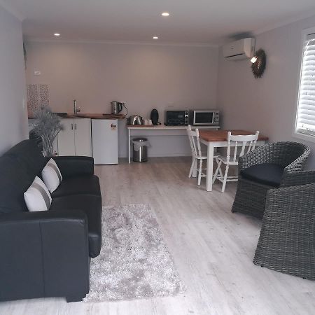 Terra Nostra Apartment Mapua ภายนอก รูปภาพ